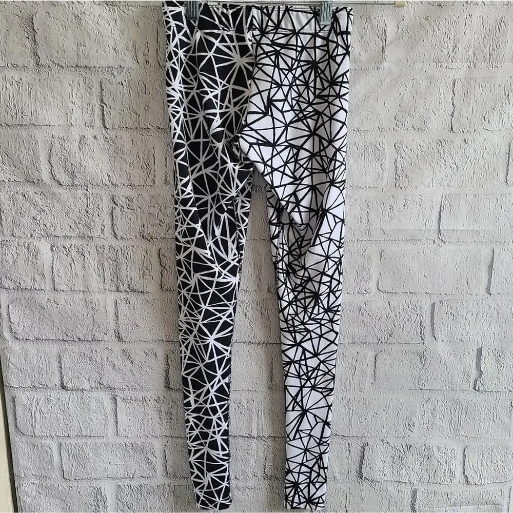 Nike Black And White‎ Geometric Patterned 2 Tone Leggings SZ XS